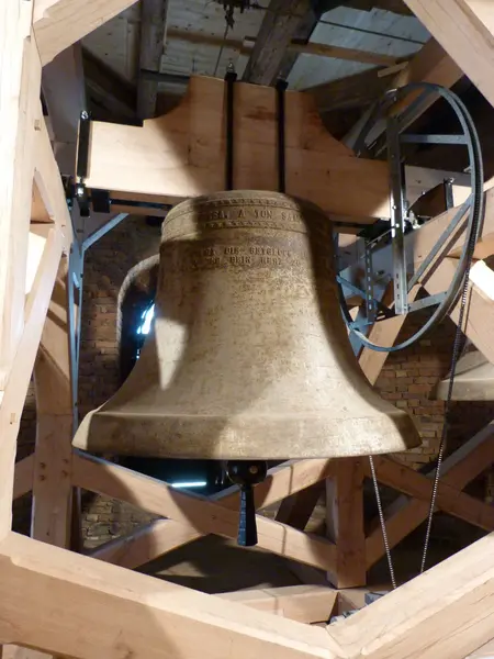 Große Glocke I